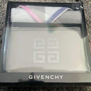 GIVENCHY make-up bag and towel set BRAND NEW RARE with crystals!